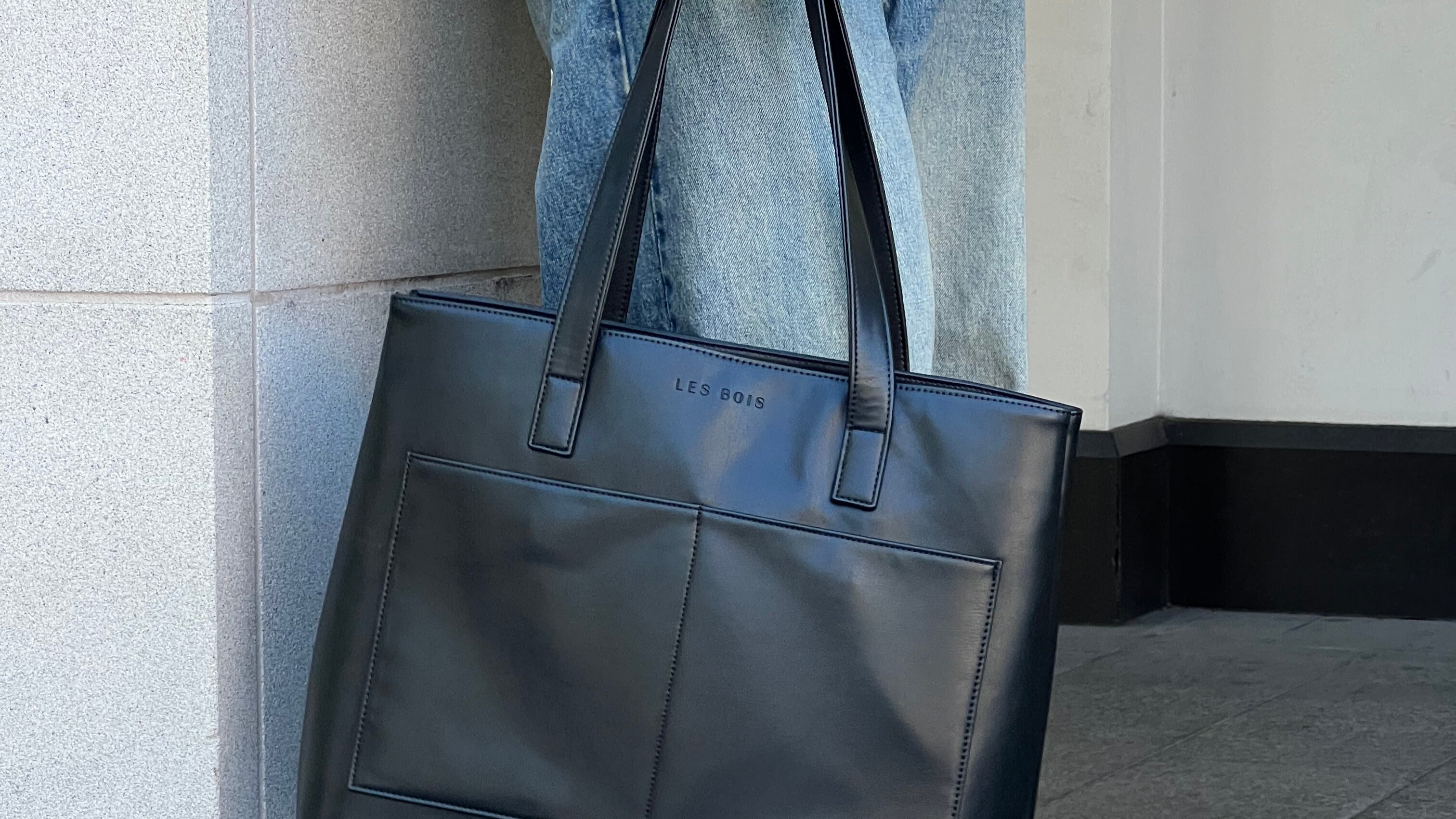 Tote-ally Awesome: Vegan Leather Tote Bags & Sustainable Fashion